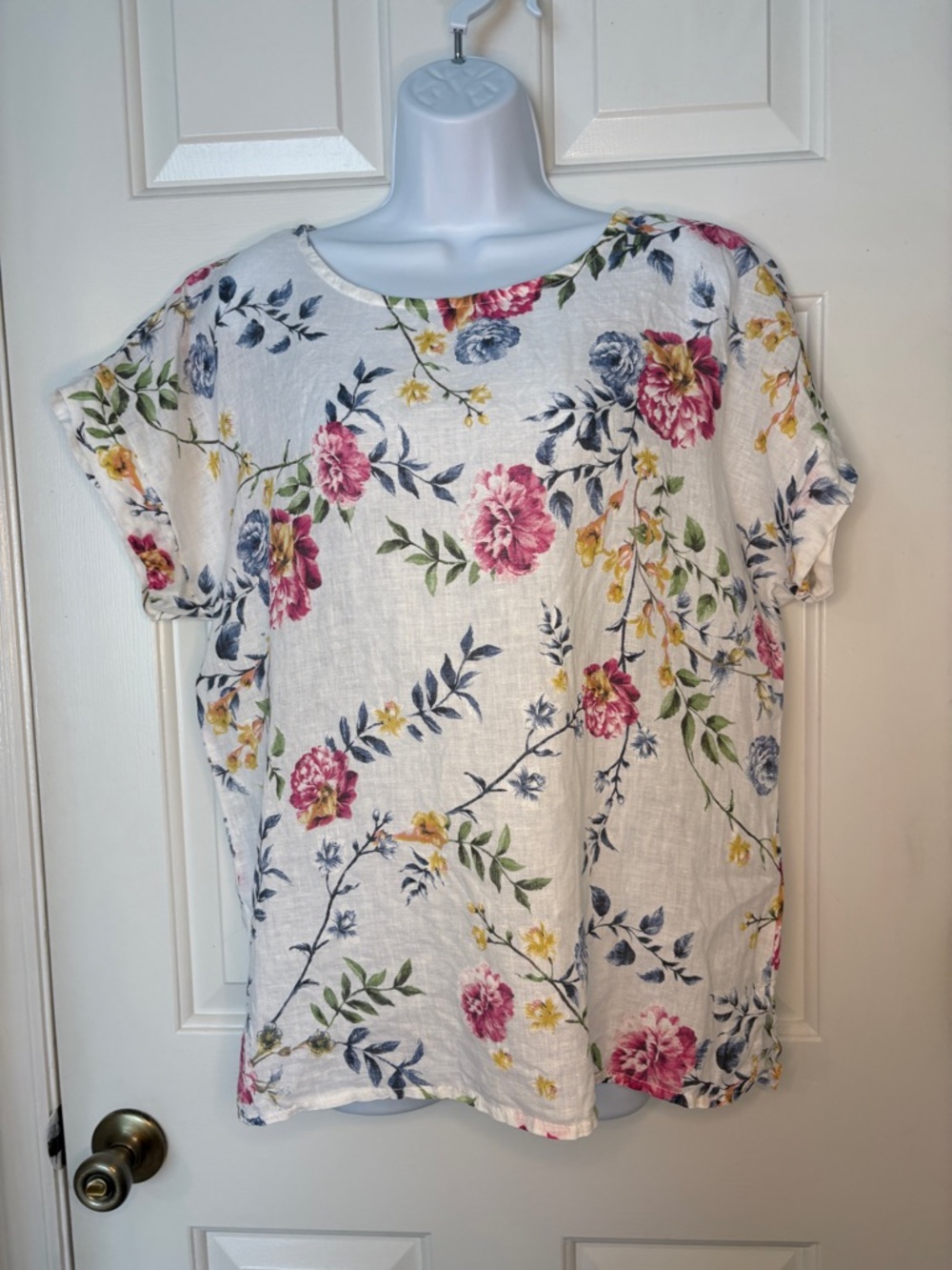 Floral Short-Sleeve Linen Top in White with Pink & Blue Flowers